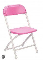 Kid’s pink chair